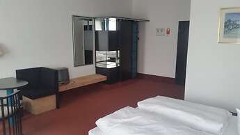 Hotel Bitterfelder Hof