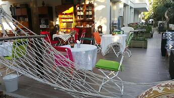 Destina Boutique Hotel