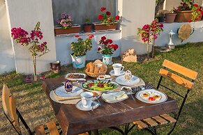 Destina Boutique Hotel