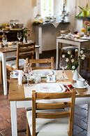 Rose House B&B
