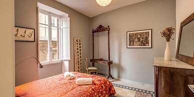 Monti Coliseum 3 bedroom 2nd floor