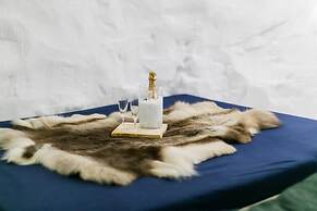 Blacksheep Village Igloo Chamrousse