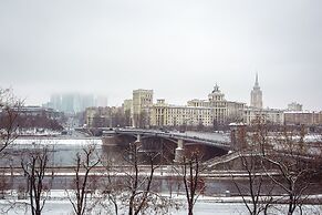 Riverside Premium Apartment