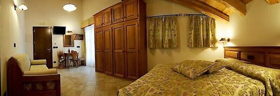 Hotel Villa Plinia