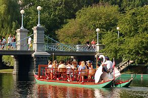 Exclusive One Bedroom Suite