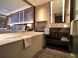 DoubleTree by Hilton Taipei Zhongshan