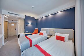 Holiday Inn Express Yerevan by IHG