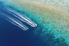 The Halcyon Private Isles Maldives, Autograph Collection