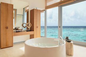 The Halcyon Private Isles Maldives, Autograph Collection