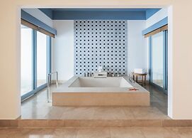The Halcyon Private Isles Maldives, Autograph Collection