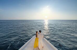 The Halcyon Private Isles Maldives, Autograph Collection