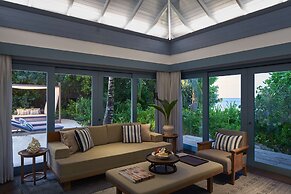 Raffles Maldives Meradhoo Resort