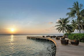 The Halcyon Private Isles Maldives, Autograph Collection