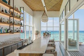 The Halcyon Private Isles Maldives, Autograph Collection