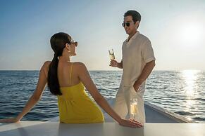 The Halcyon Private Isles Maldives, Autograph Collection