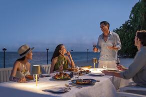 The Halcyon Private Isles Maldives, Autograph Collection
