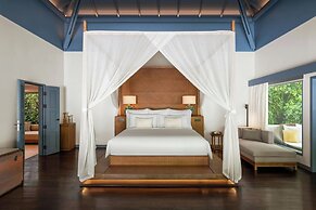 The Halcyon Private Isles Maldives, Autograph Collection
