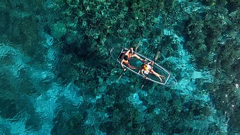 The Halcyon Private Isles Maldives, Autograph Collection