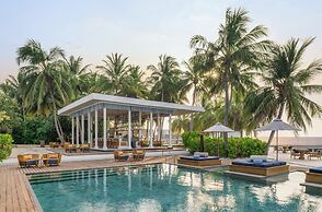 The Halcyon Private Isles Maldives, Autograph Collection