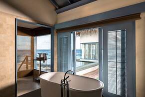 Raffles Maldives Meradhoo Resort