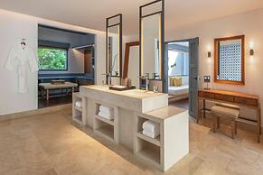 The Halcyon Private Isles Maldives, Autograph Collection