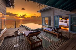 Raffles Maldives Meradhoo Resort