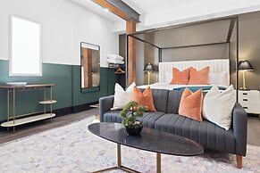 New Orleans Luxury Collection