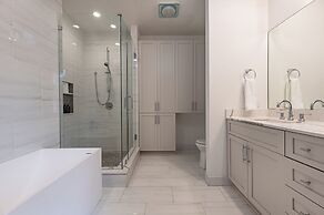 New Orleans Luxury Collection