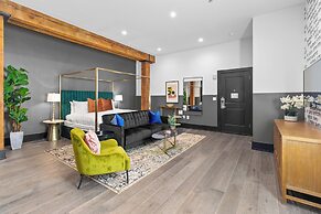 New Orleans Luxury Collection