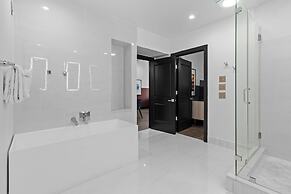 New Orleans Luxury Collection