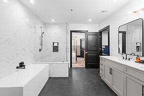 New Orleans Luxury Collection