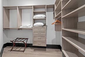 New Orleans Luxury Collection