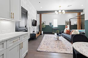 New Orleans Luxury Collection