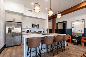 New Orleans Luxury Collection