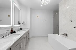 New Orleans Luxury Collection