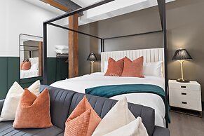 New Orleans Luxury Collection