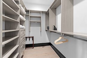 New Orleans Luxury Collection