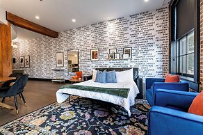 New Orleans Luxury Collection