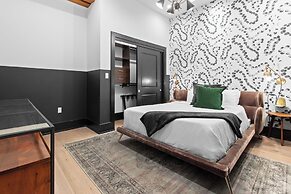 New Orleans Luxury Collection