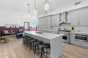 New Orleans Luxury Collection