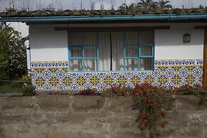 Las Palmeras Inn