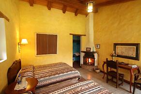 Las Palmeras Inn