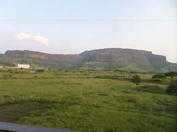 Rajasthani Rajwadi Hotel & Restaurant