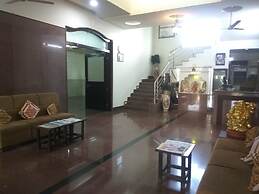 Rajasthani Rajwadi Hotel & Restaurant