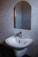 Palm Gardens and Guest House