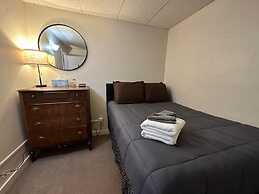 Inn the Clouds Hostel & Inn