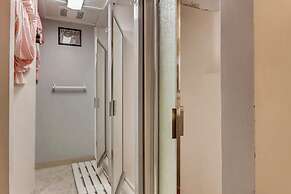 Inn the Clouds Hostel & Inn