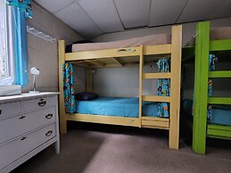 Inn the Clouds Hostel & Inn