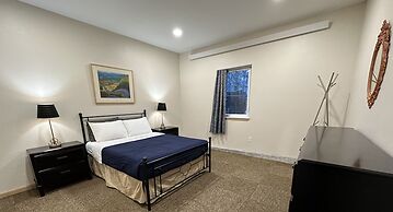 Inn the Clouds Hostel & Inn