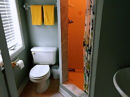 Entire 3 Bedroom Townhouse in Markham